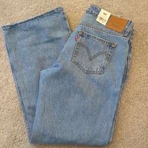 NWT Women's Levi's Low Loose Jeans, 28 x 30 (6 Short)